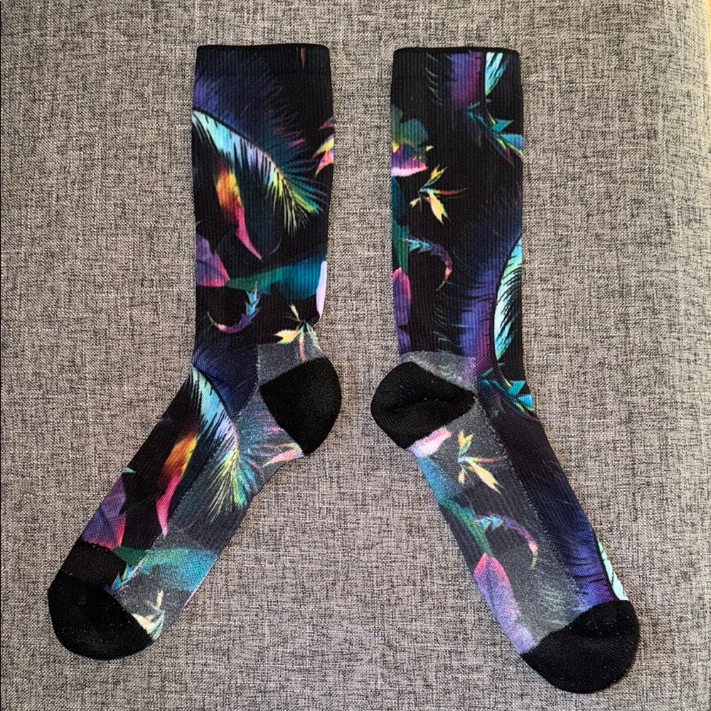 Colorful Tropical Pattern Socks